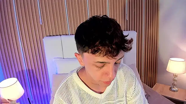 Tomy Rox online show from February 2026 08:20:01 PM