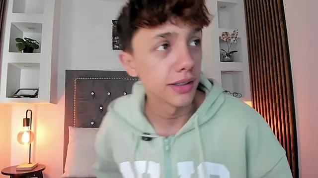 Tomy Rox online show from March 2026 08:16:01 PM