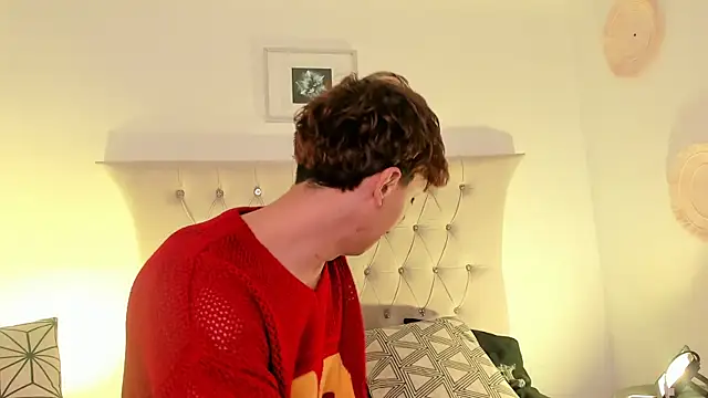 Snapshot of Tomy_Rox chatting on November 2025 04:35:02 AM Tomy Rox online show from November 2025 04:35:02 AM