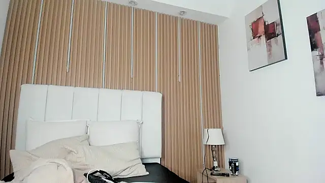 Tomy Rox online show from March 2026 08:32:02 PM