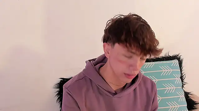 Snapshot of Tomy_Rox chatting on November 2025 08:35:02 PM Tomy Rox online show from November 2025 08:35:02 PM