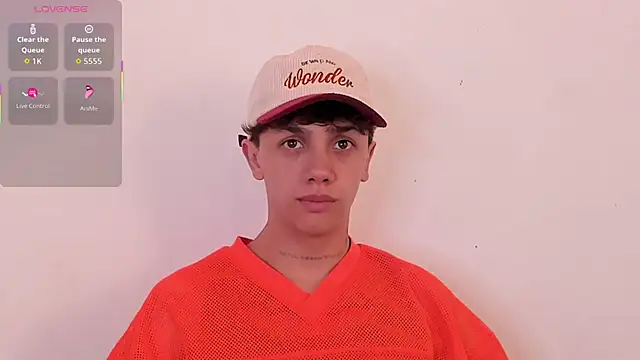 Snapshot of Tomy_Rox chatting on November 2025 08:29:01 PM Tomy Rox online show from November 2025 08:29:01 PM