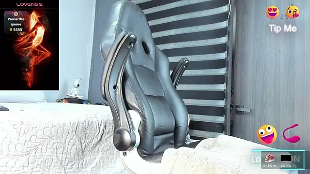 Dancelwashington online show from December 2025 12:11:01 PM