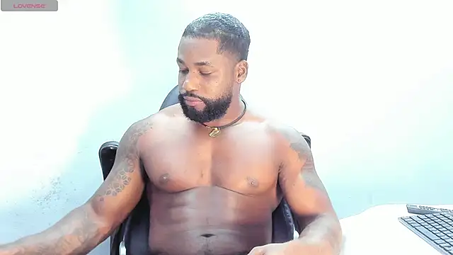 Dancelwashington online show from November 2025 07:28:01 PM