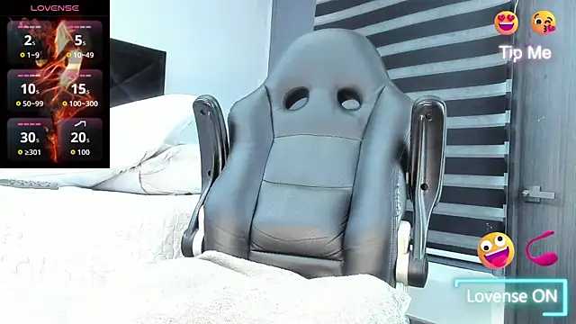 Dancelwashington online show from December 2025 01:21:02 PM