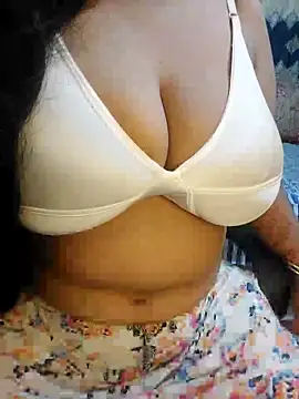 Snapshot of Adiba_2 chatting on September 2025 05:31:02 PM Adiba 2 online show from September 2025 05:31:02 PM