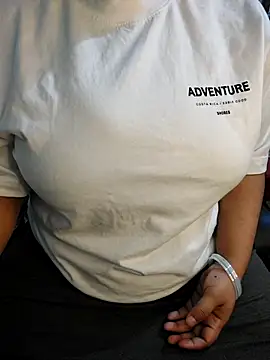 Snapshot of Adiba_2 chatting on March 2025 05:09:01 PM Adiba 2 online show from March 2025 05:09:01 PM