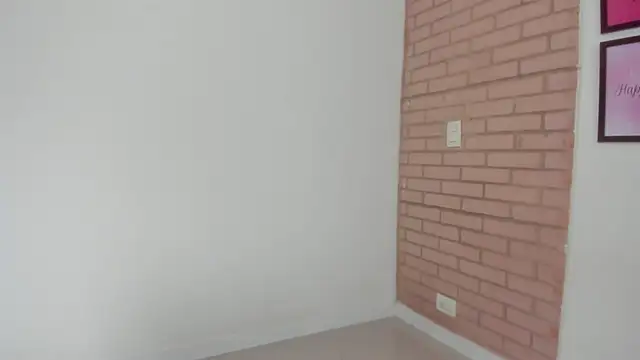 Vera Fernandez online show from March 2026 10:17:01 PM