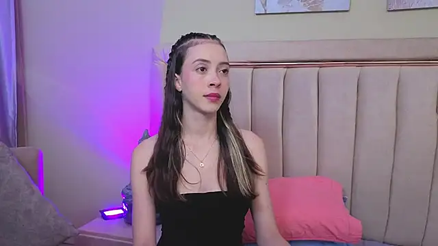 sophiia grey 1 online show from May 2026 09:43:02 PM