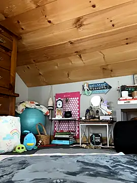 DanaeJustine online show from October 2025 04:48:01 PM