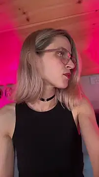 DanaeJustine online show from May 2026 09:45:01 PM