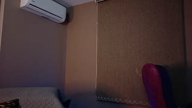 andrea indira20 online show from October 2025 02:57:01 AM