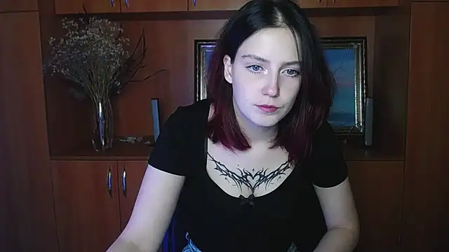 Snapshot of BlueberryDi chatting on October 2025 12:17:01 PM BlueberryDi online show from October 2025 12:17:01 PM