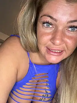 Snapshot of GabyHofstede chatting on October 2025 09:17:01 PM GabyHofstede online show from October 2025 09:17:01 PM