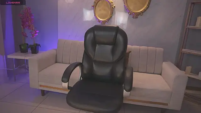 sarawinstone online show from February 2026 12:49:01 PM