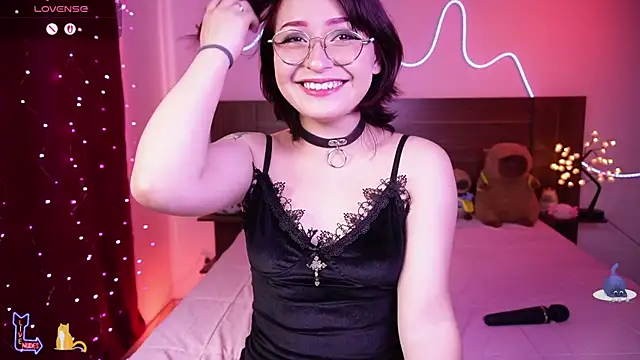 Ahri howl sweet online show from April 2026 09:39:01 PM