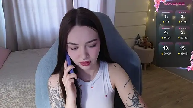 kate leoo online show from April 2026 12:20:01 PM