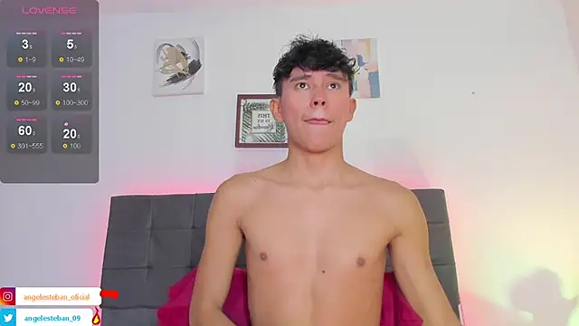 Snapshot of Angel_esteban_fx chatting on September 2025 03:50:02 AM Angel esteban fx online show from September 2025 03:50:02 AM