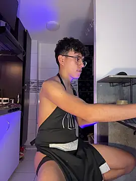 Angel esteban fx online show from February 2026 04:45:02 AM