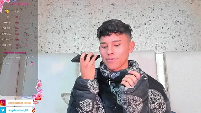 Snapshot of Angel_esteban_fx chatting on March 2025 06:57:02 AM Angel esteban fx online show from March 2025 06:57:02 AM