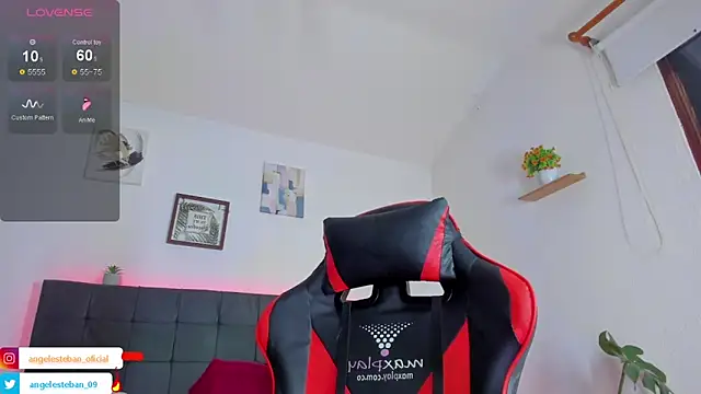 Snapshot of Angel_esteban_fx chatting on October 2025 03:40:02 AM Angel esteban fx online show from October 2025 03:40:02 AM