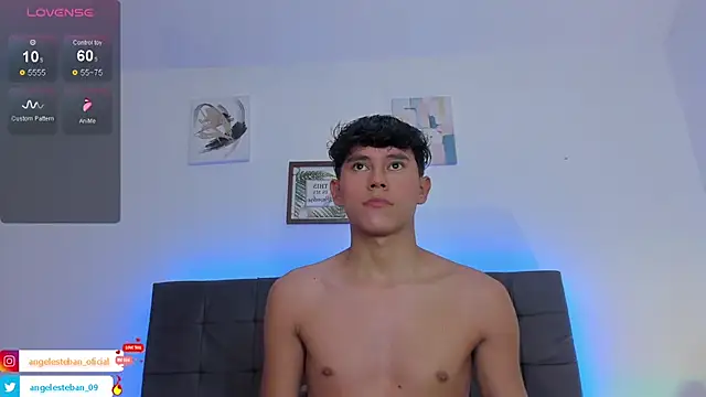 Snapshot of Angel_esteban_fx chatting on September 2025 03:31:02 AM Angel esteban fx online show from September 2025 03:31:02 AM