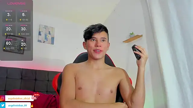 Snapshot of Angel_esteban_fx chatting on September 2025 03:00:02 AM Angel esteban fx online show from September 2025 03:00:02 AM