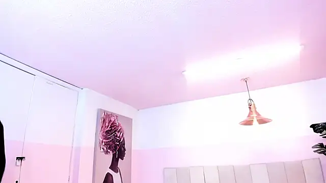 Snapshot of Red_lady chatting on January 2025 06:56:01 AM Red lady online show from January 2025 06:56:01 AM