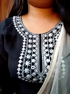 Snapshot of Anamika_24 chatting on February 2025 06:34:02 AM Anamika 24 online show from February 2025 06:34:02 AM