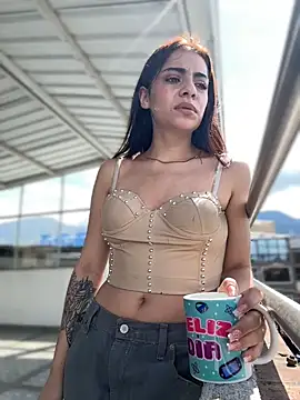 hannacruzsj online show from December 2025 03:55:01 PM