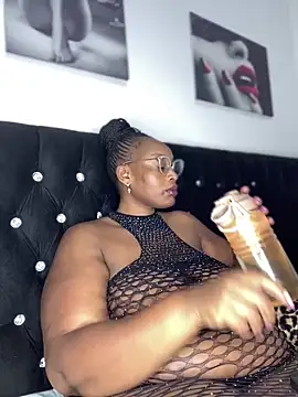 MsWhiteChocolatte online show from March 2026 03:52:02 PM