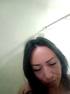 Laura martin  online show from April 2026 11:14:01 AM