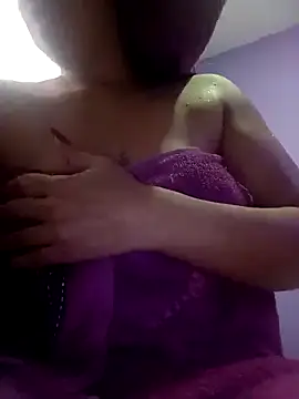 Laura martin  online show from April 2026 11:12:02 AM