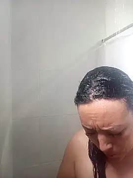 Laura martin  online show from April 2026 12:55:02 PM