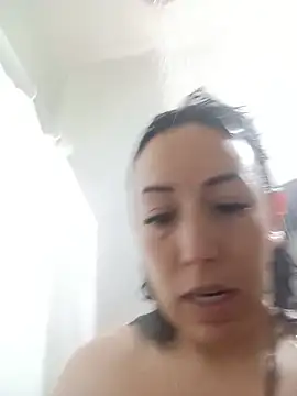 Laura martin  online show from May 2026 01:39:02 PM