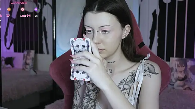 prettybones online show from March 2025 11:40:02 AM