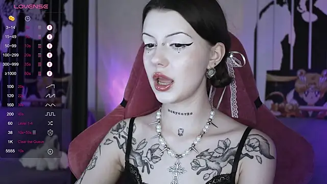 prettybones online show from January 2025 09:25:02 AM