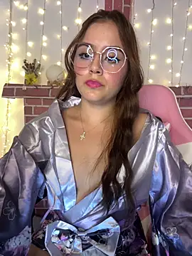 Juanelopez1 online show from May 2026 10:22:01 PM
