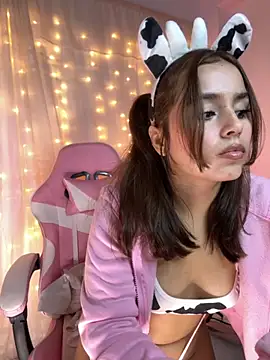 Juanelopez1 online show from October 2025 03:10:01 AM