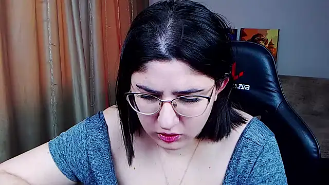 Snapshot of Crazy_Bunya chatting on February 2025 02:06:02 PM Crazy Bunya online show from February 2025 02:06:02 PM
