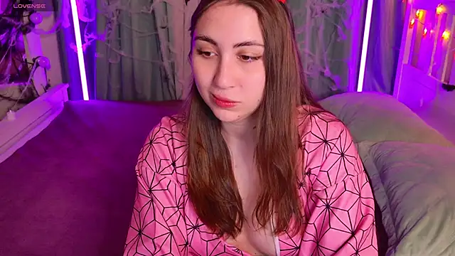 WinryRoss online show from November 2025 04:52:02 AM