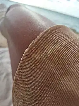 Snapshot of SexyErola27 chatting on October 2025 09:41:01 AM SexyErola27 online show from October 2025 09:41:01 AM