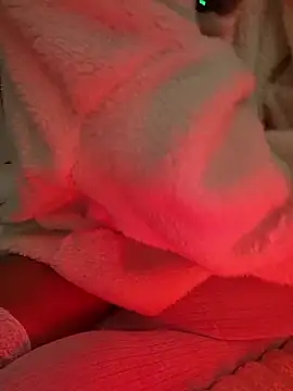 Snapshot of SexyErola27 chatting on November 2025 11:10:01 AM SexyErola27 online show from November 2025 11:10:01 AM