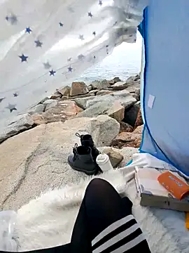 Snapshot of SexyErola27 chatting on February 2025 12:27:02 PM SexyErola27 online show from February 2025 12:27:02 PM