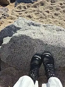 Snapshot of SexyErola27 chatting on November 2025 10:20:02 AM SexyErola27 online show from November 2025 10:20:02 AM