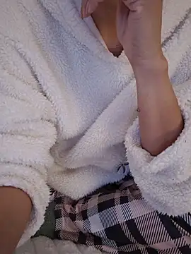 SexyErola27 online show from January 2026 08:10:02 AM