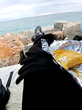 Snapshot of SexyErola27 chatting on February 2025 09:49:01 AM SexyErola27 online show from February 2025 09:49:01 AM