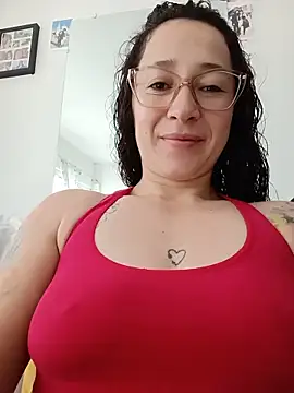 emilypoppy3 online show from May 2026 12:49:02 PM