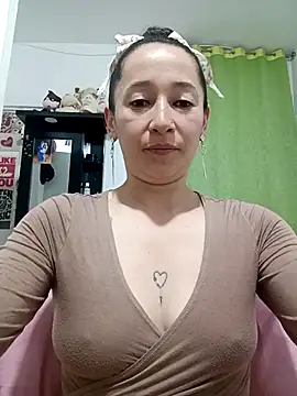 emilypoppy3 online show from February 2026 08:37:02 PM