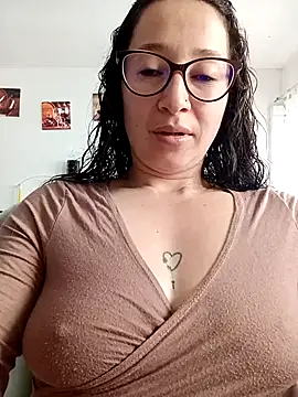 emilypoppy3 online show from March 2026 08:03:02 PM